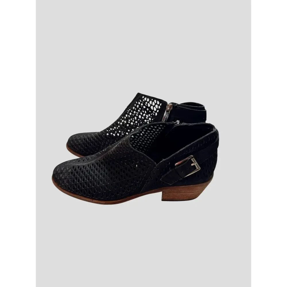 NEW Vince Camuto Phandra Black Laser Cut Leather Ankle Boots Women’s 9M Side Zip
